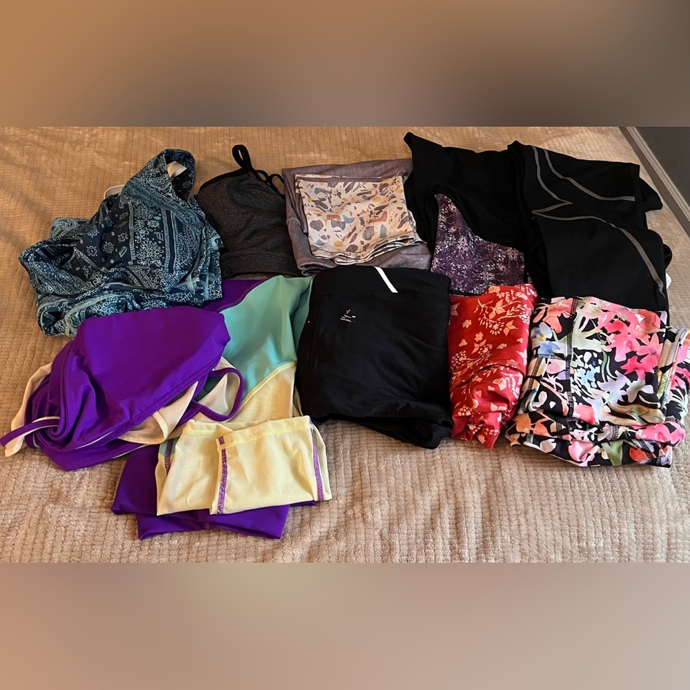Bundle of 11 Fabletics, Gaiam, PraNa, RBX workout yoga items, sz L. EUC